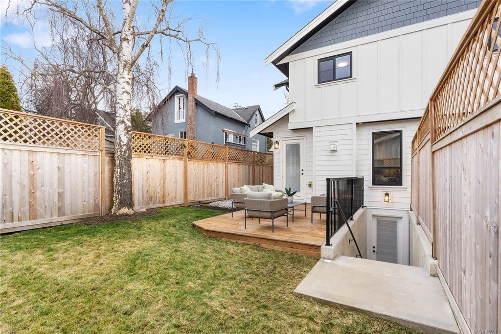 listing image 16040340012653082758