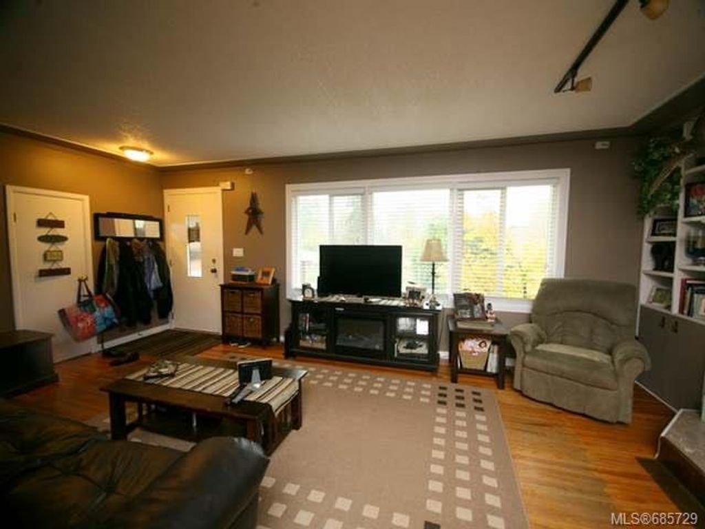 listing image 16042454259164541234