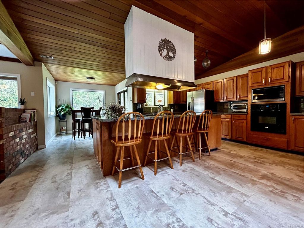 listing image 16041554852781271770