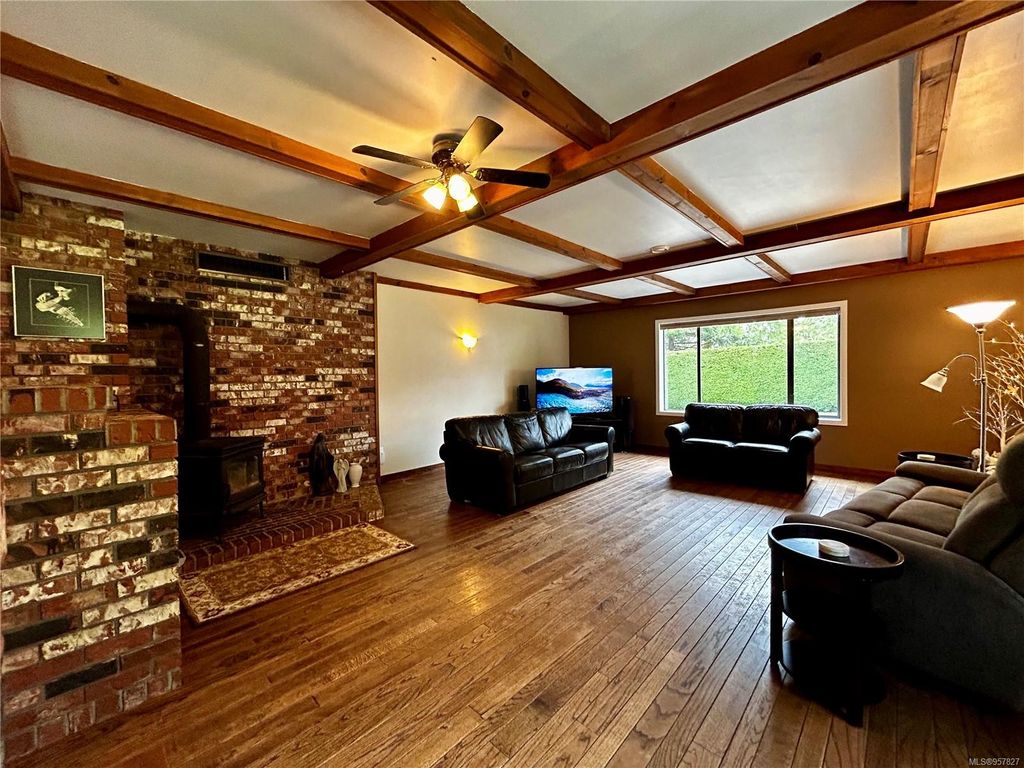 listing image 16040848783370106350