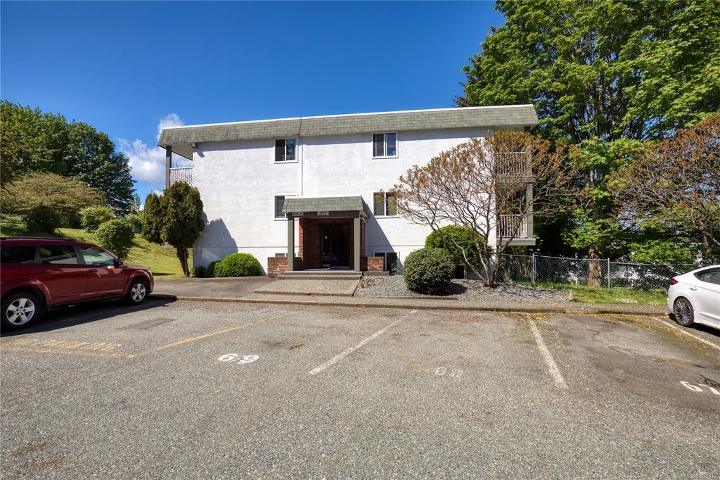 listing image 16042560063045144385