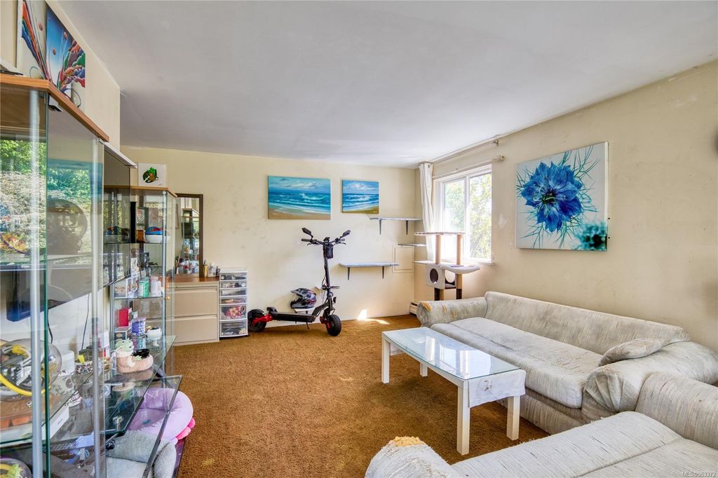 listing image 16040719980010032396