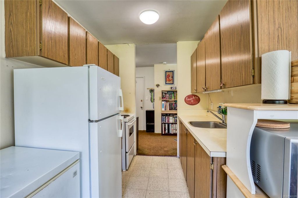 listing image 16042942127687686527