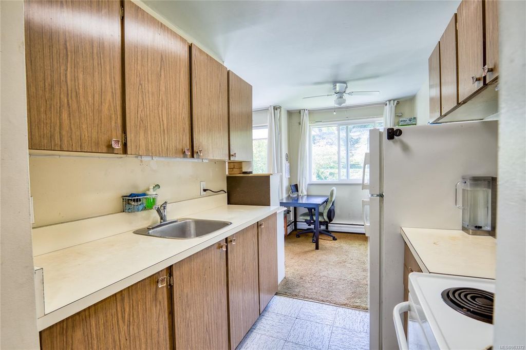 listing image 16043170631431963489