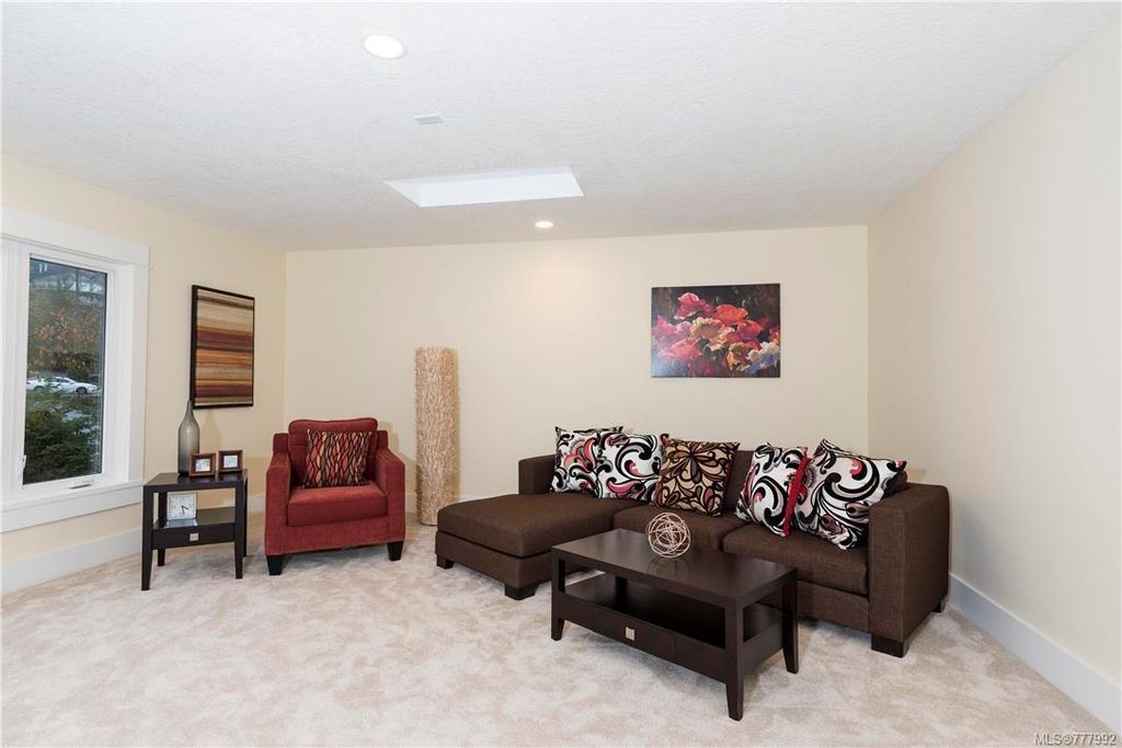 listing image 16041483528264796865