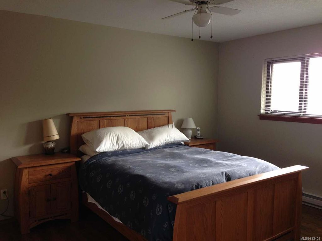 listing image 16049483276543593442