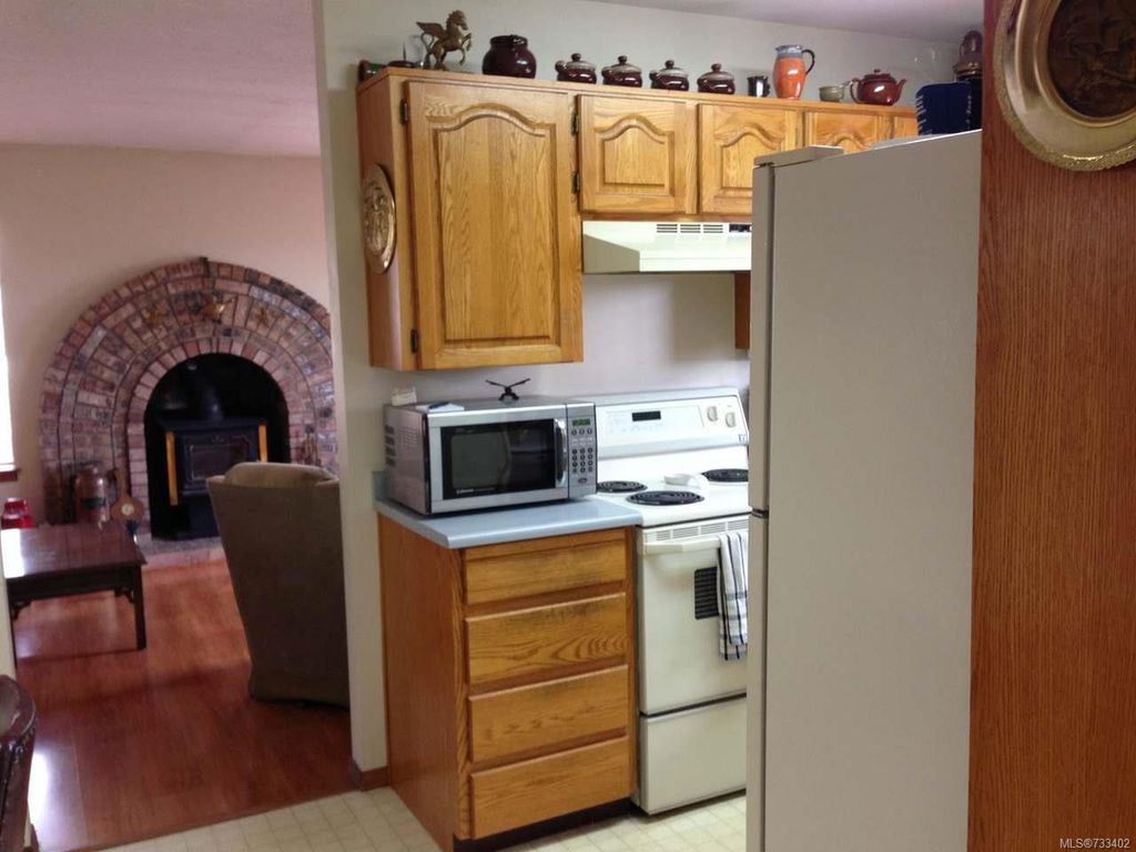 listing image 16042343428569997295