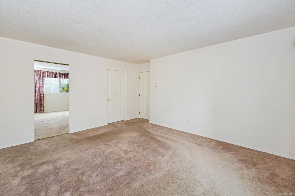 listing image 16045808746815060611
