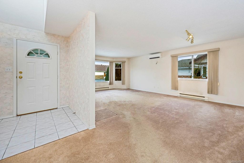 listing image 16049716964601620930