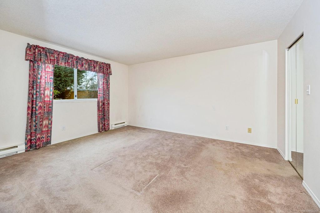 listing image 16040759545386194727