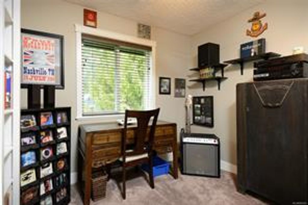 listing image 16042071113090