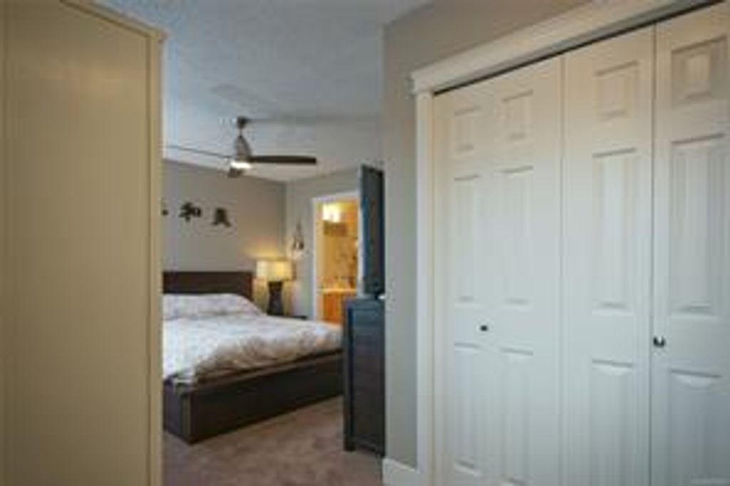 listing image 16044143856937