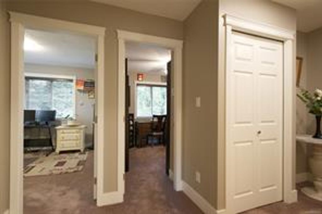 listing image 16043583199406