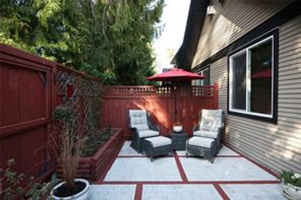 listing image 16043556273314