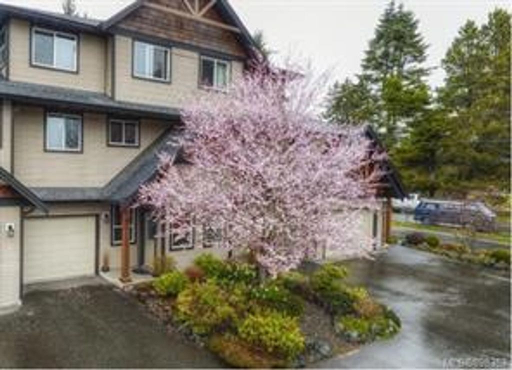 listing image 16041674942622