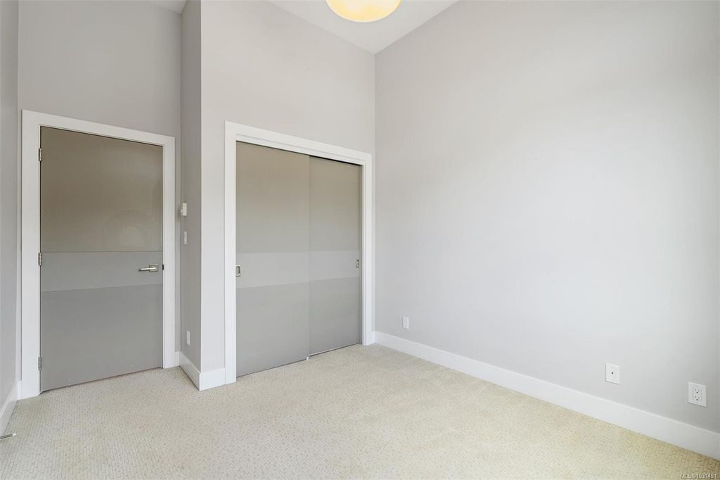 listing image 16048410639190610963