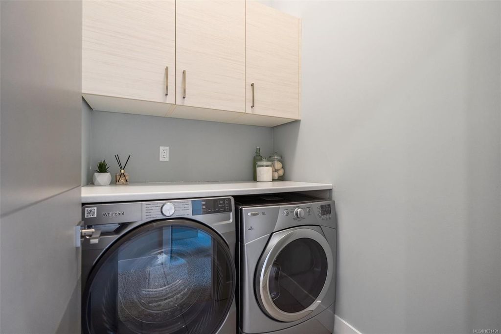 listing image 16047464276943111187