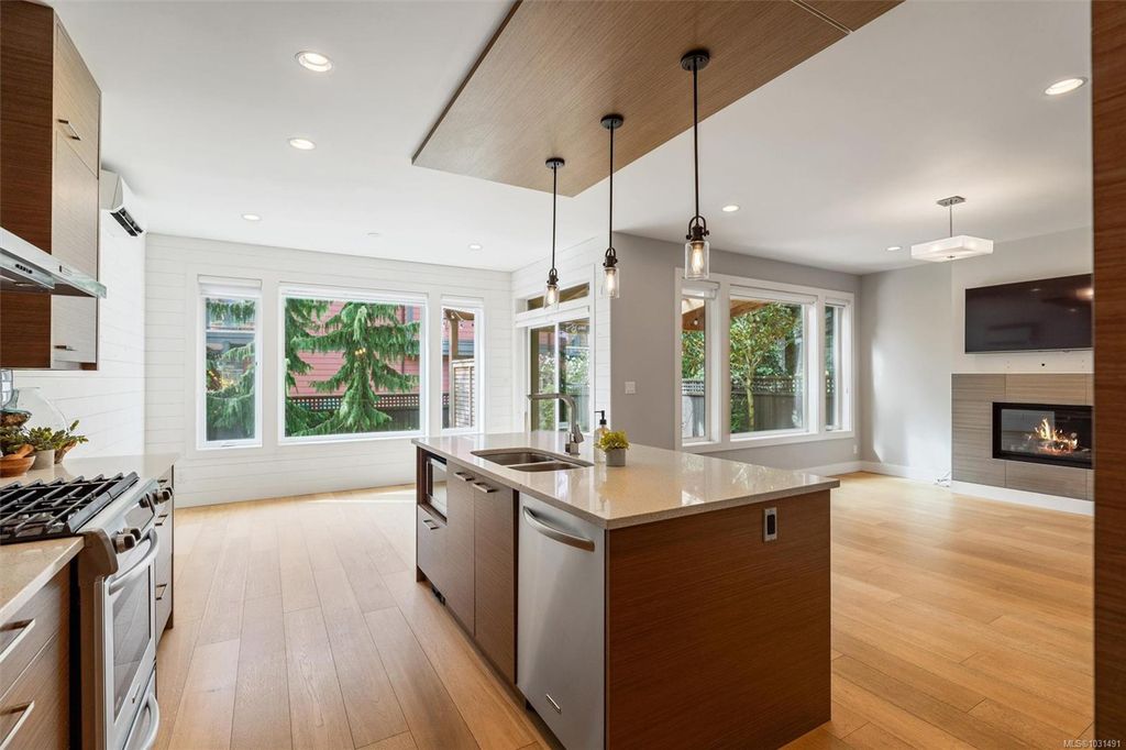 listing image 16040240506849979356