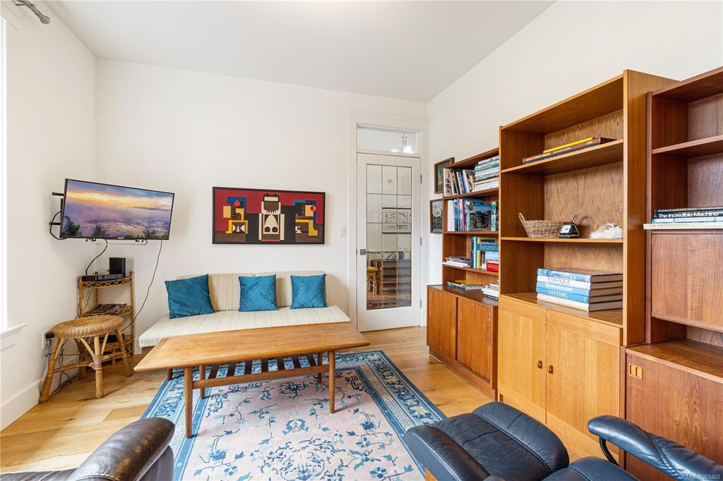 listing image 16048854256092500802