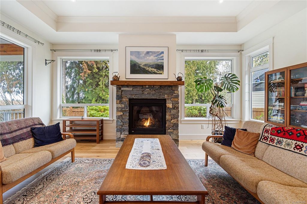 listing image 16045558961376973996