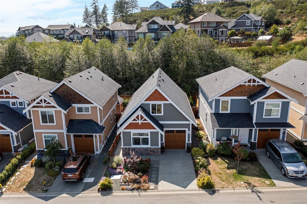 listing image 16042736682614323596