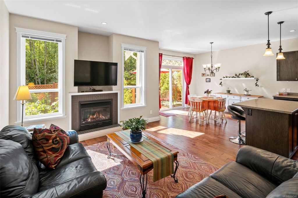 listing image 16040677678827149253