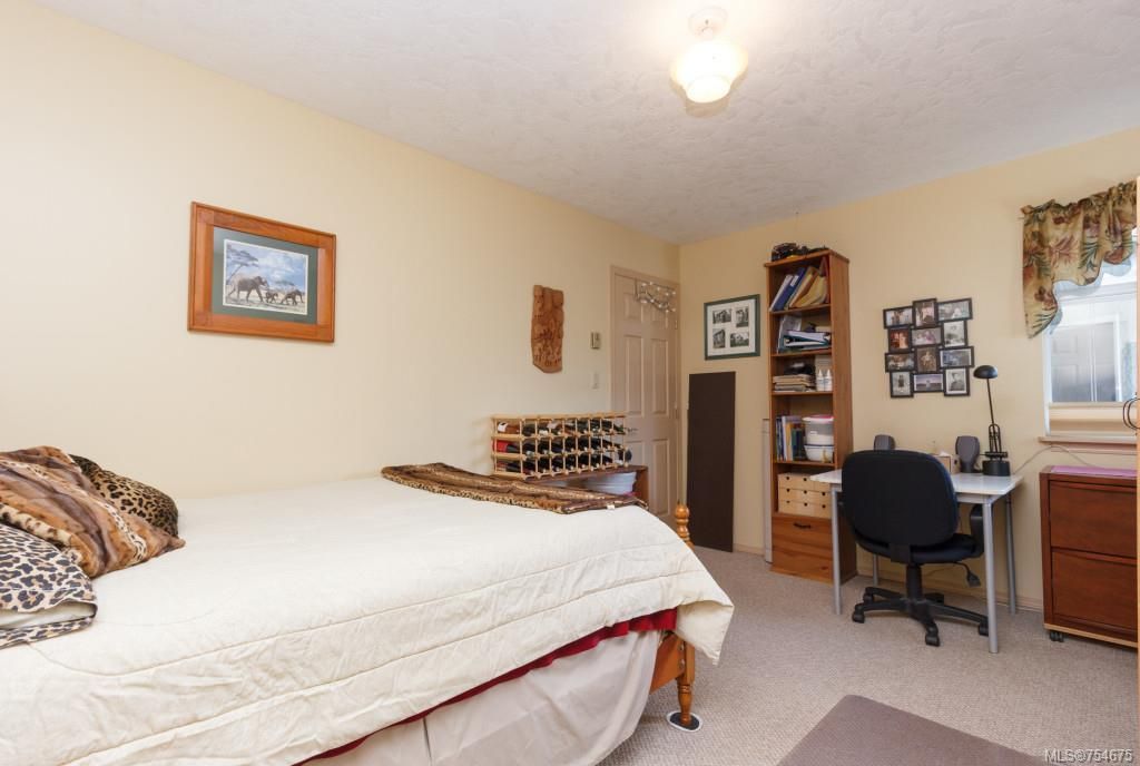 listing image 16040665755641951641