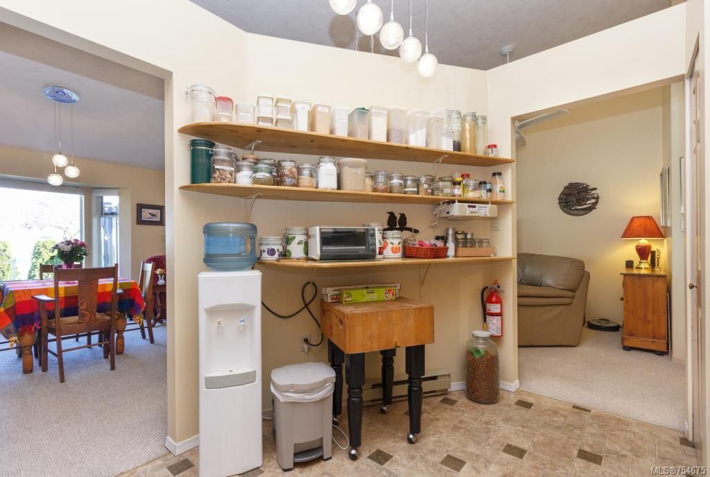 listing image 16043441826063256514