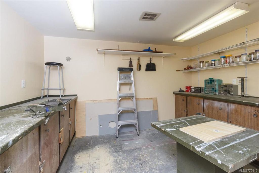 listing image 16043826620323591887