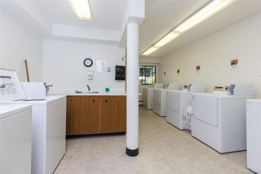 listing image 16049935859127161329