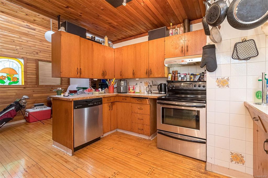 listing image 16047933957354564013