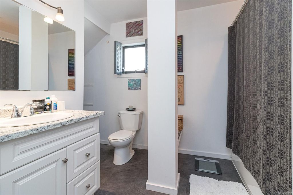 listing image 16044249629847534637