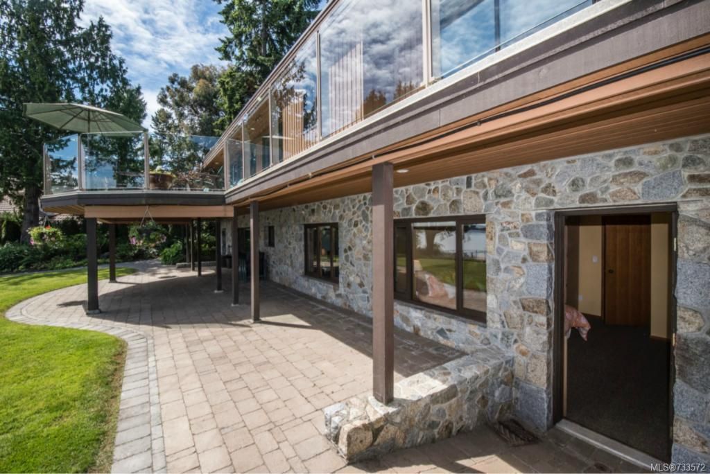 listing image 16046349733471900654