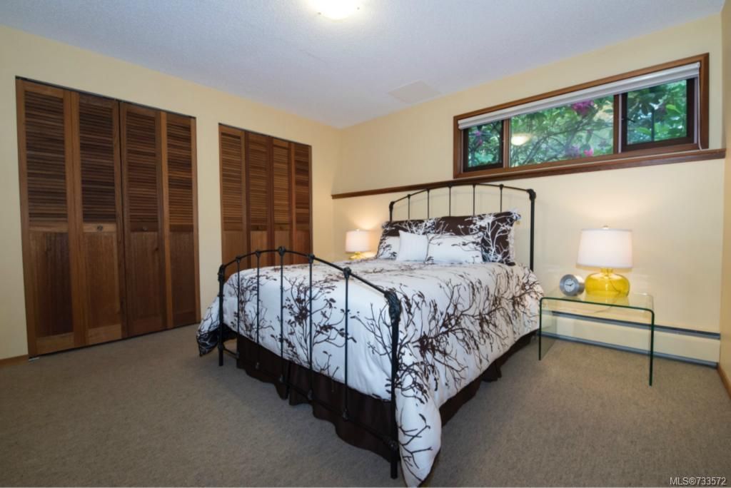 listing image 16043639409927078815