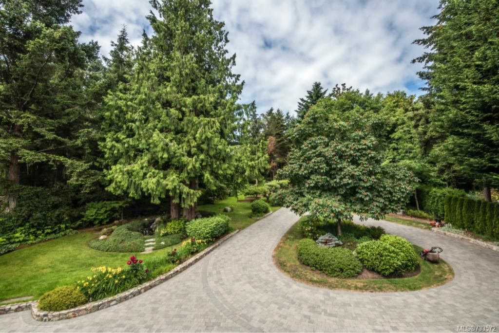 listing image 16040033554331656337