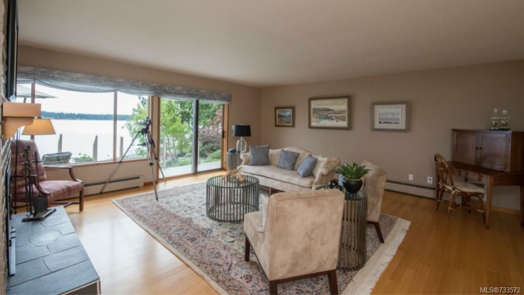 listing image 16047268355442608043