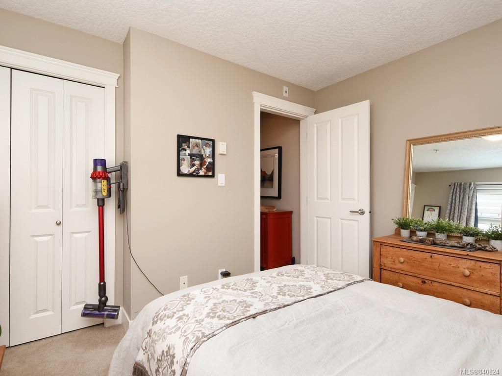 listing image 16049711024638705555