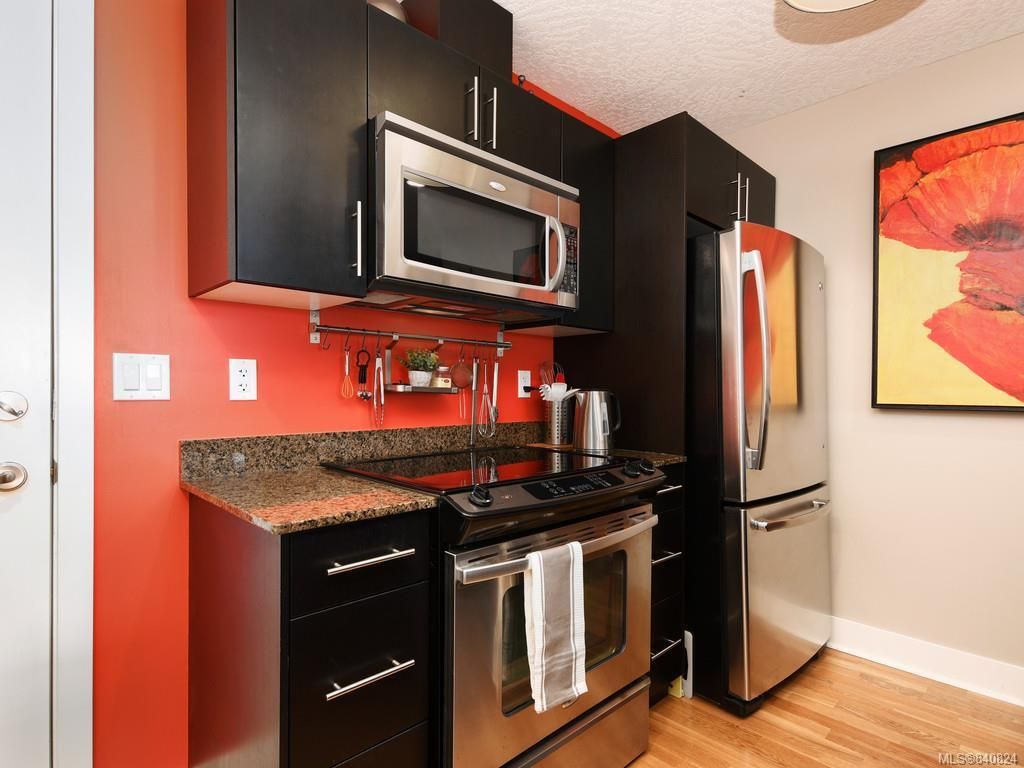 listing image 16041242848480583389