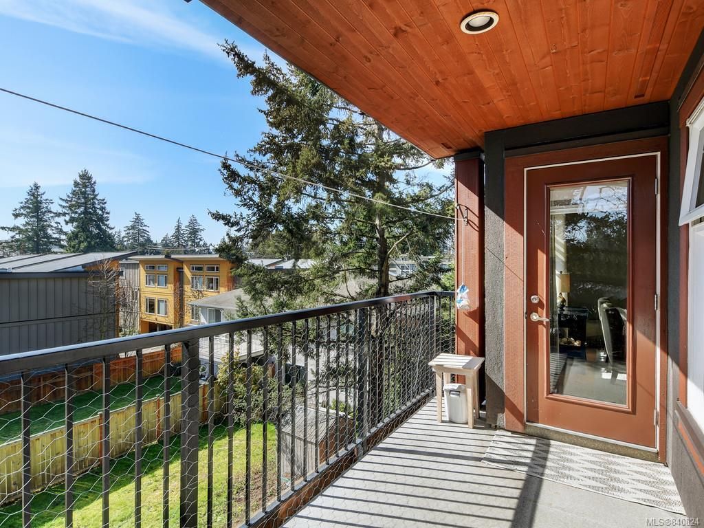 listing image 16046561838243048649
