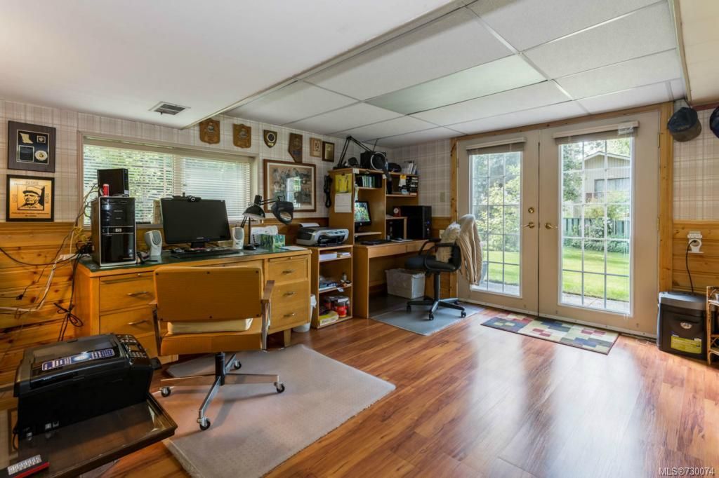 listing image 16048752897875874239