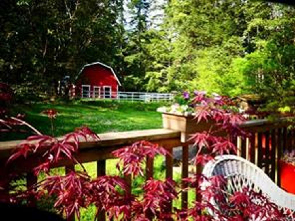 listing image 16042381404546