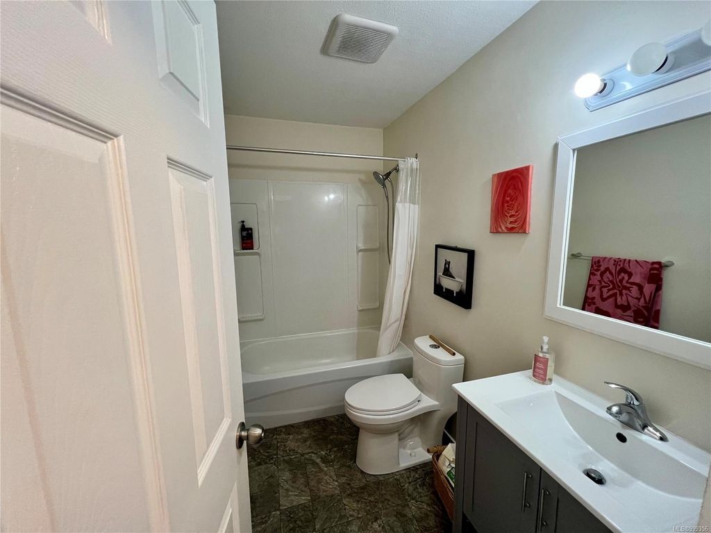 listing image 16045413555536441438