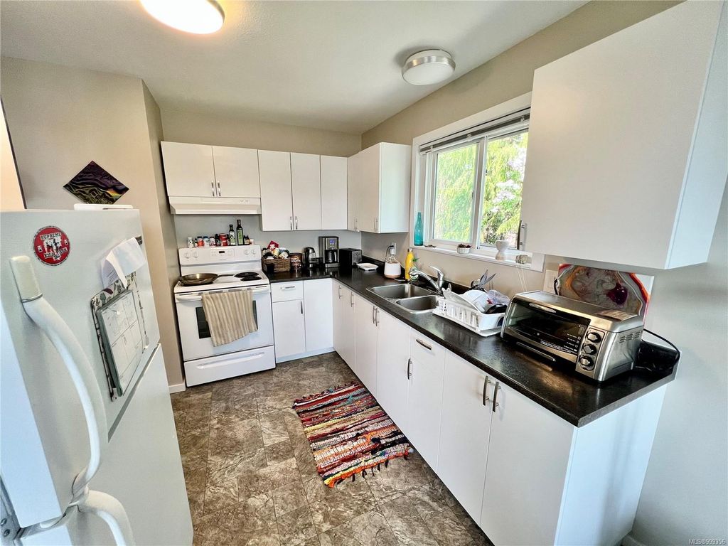 listing image 16045596979322234265