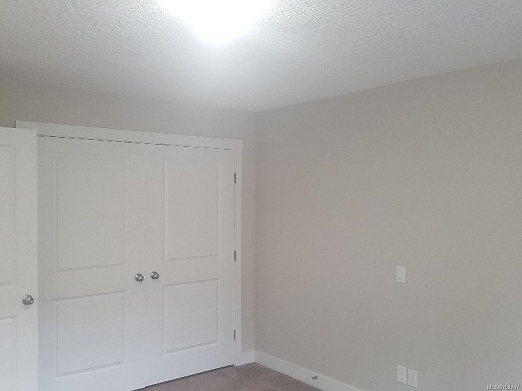 listing image 16045104384329981372
