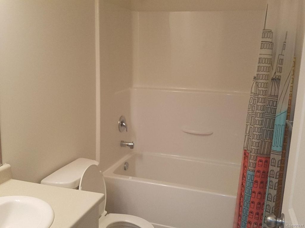 listing image 16041576103769129030