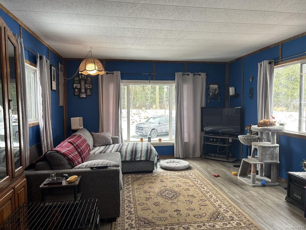 listing image 16046224403934388531