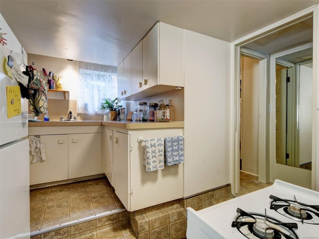 listing image 16041110808500257521