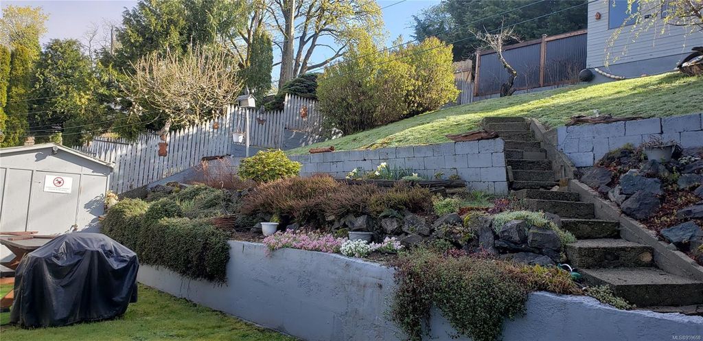 listing image 16049996703043336742