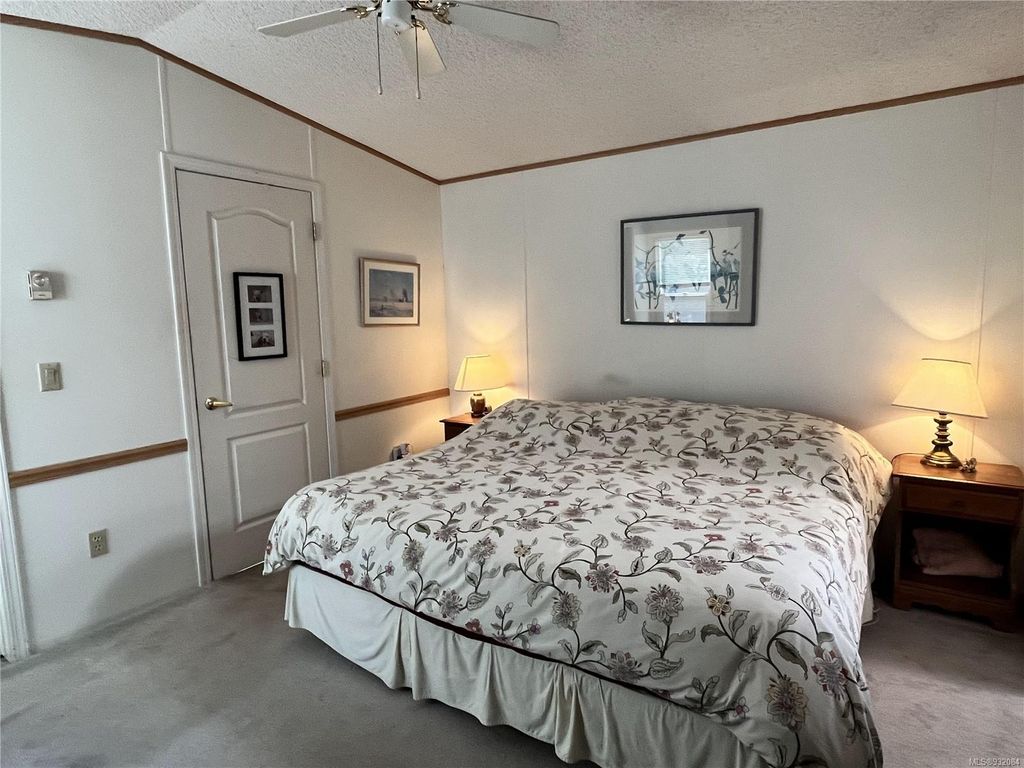 listing image 16044195368083623118