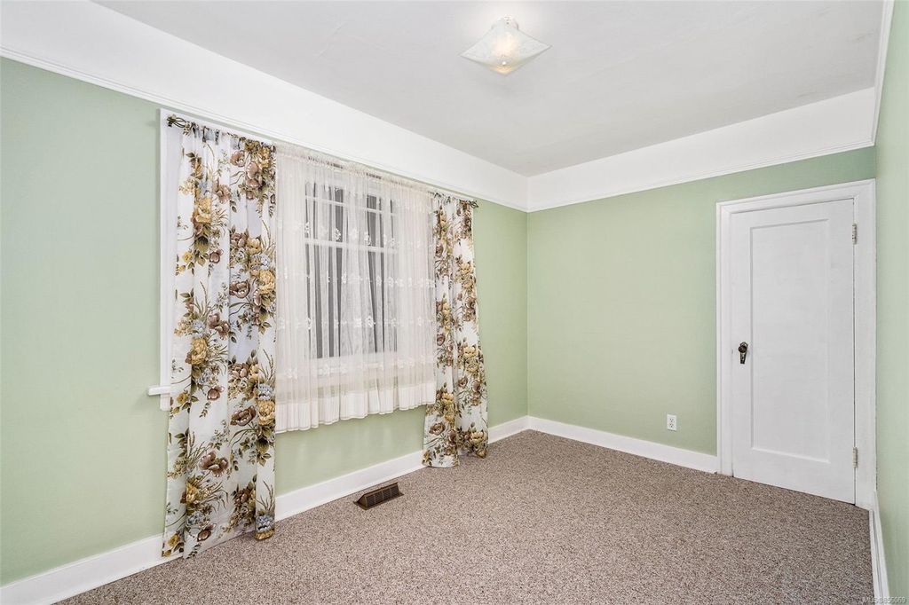 listing image 16044566038004680298